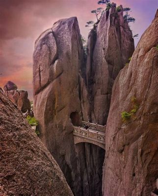 Il Ponte di Pietra: Un'Icona Storica nel Cuore di Huangshan!